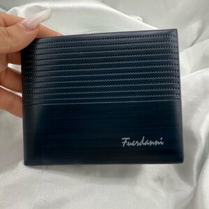 Sleek Black  men Leather Wallet
